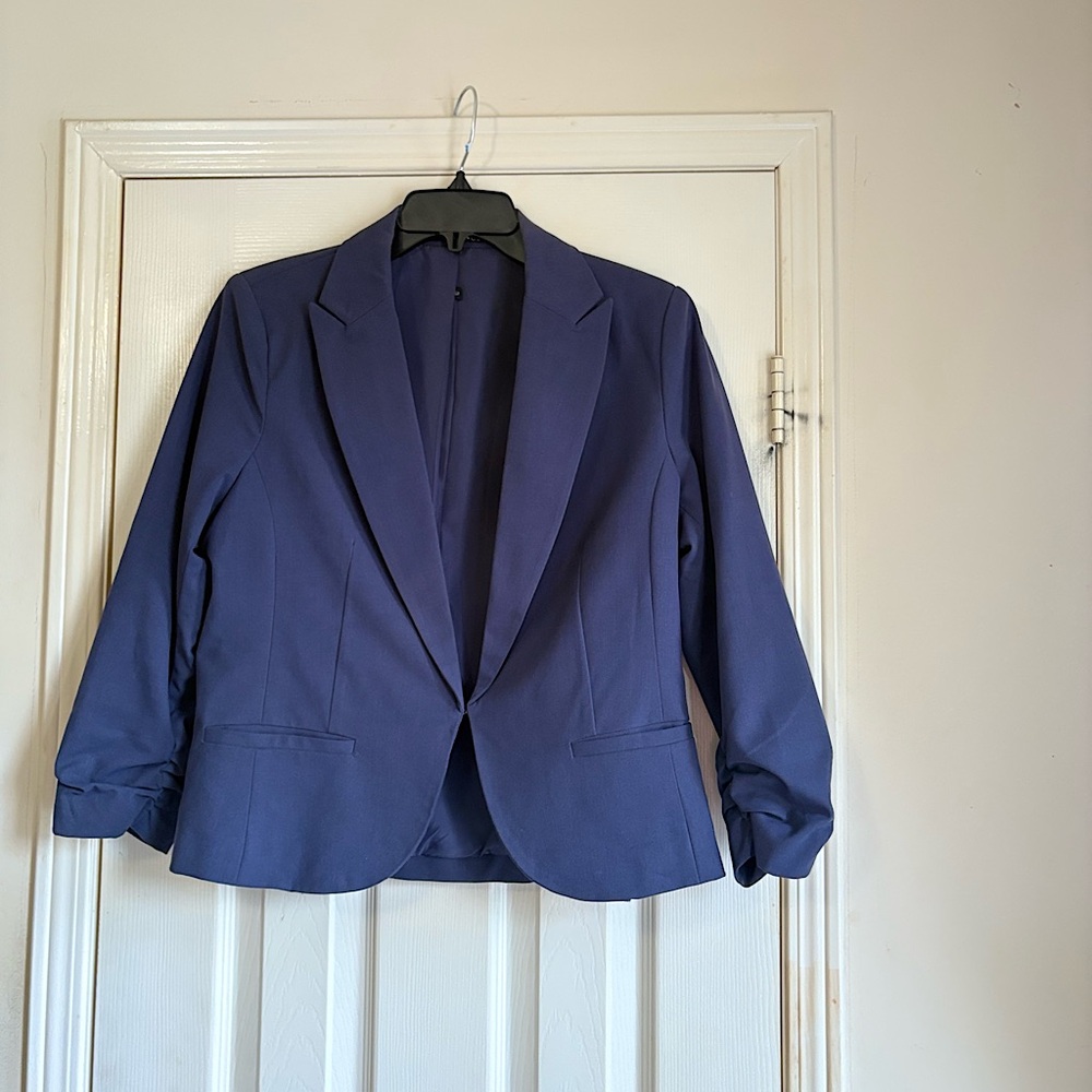Amanda & Chelsea Blue Tailored Blazer